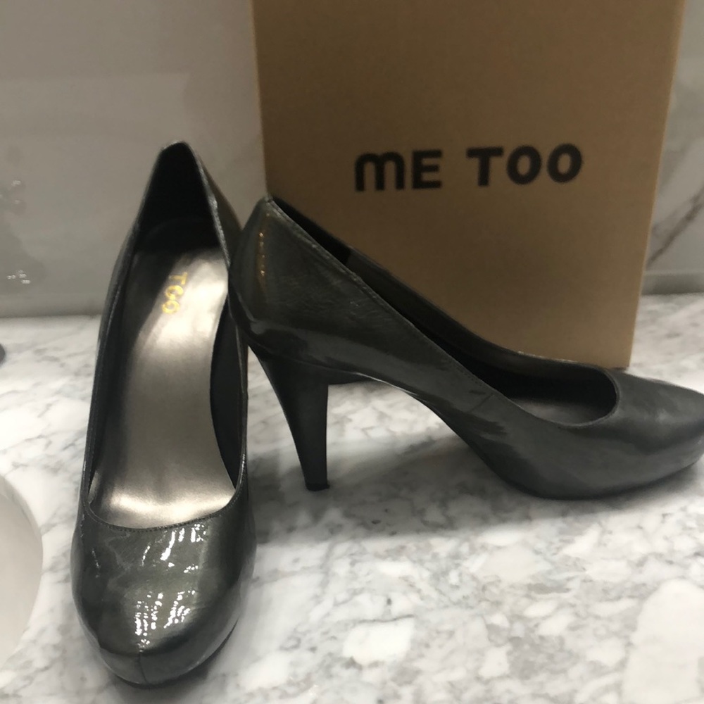 Me Too - Patent leather shoes - like new - size 11